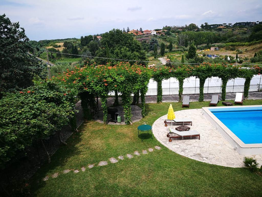 Il Pettirosso B&B Гроттаферрата Экстерьер фото